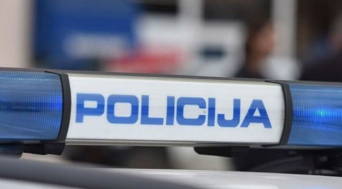 U kući kod Brinja našli mrtvog muškarca, sumnjaju na ubojstvo